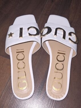 Gucci White Leather Slide Mules with Gold Logo
